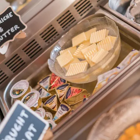 게스트하우스 Miramonte 3*