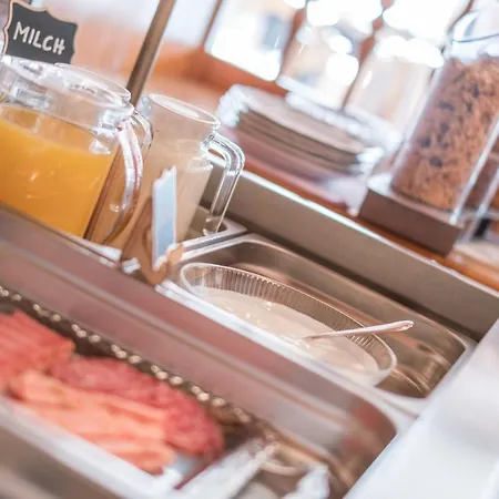 Miramonte 게스트하우스 3*